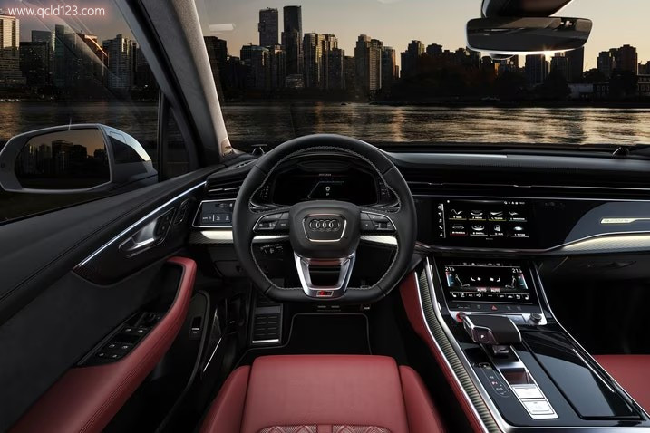 2025_Audi_Q7_1_717_副本
