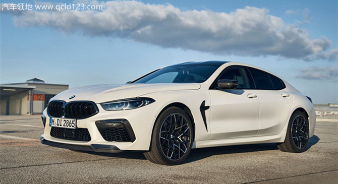 2023款宝马M8 Competition Gran Coupe，三剑客