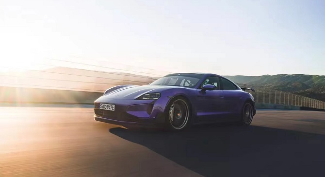 汽车领地：最强保时捷产品之2025款保时捷 Taycan Turbo GT