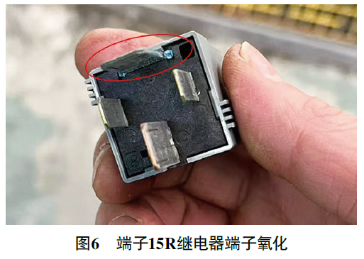 2010款奔驰E200 CGI轿车EPS OFF灯异常点亮