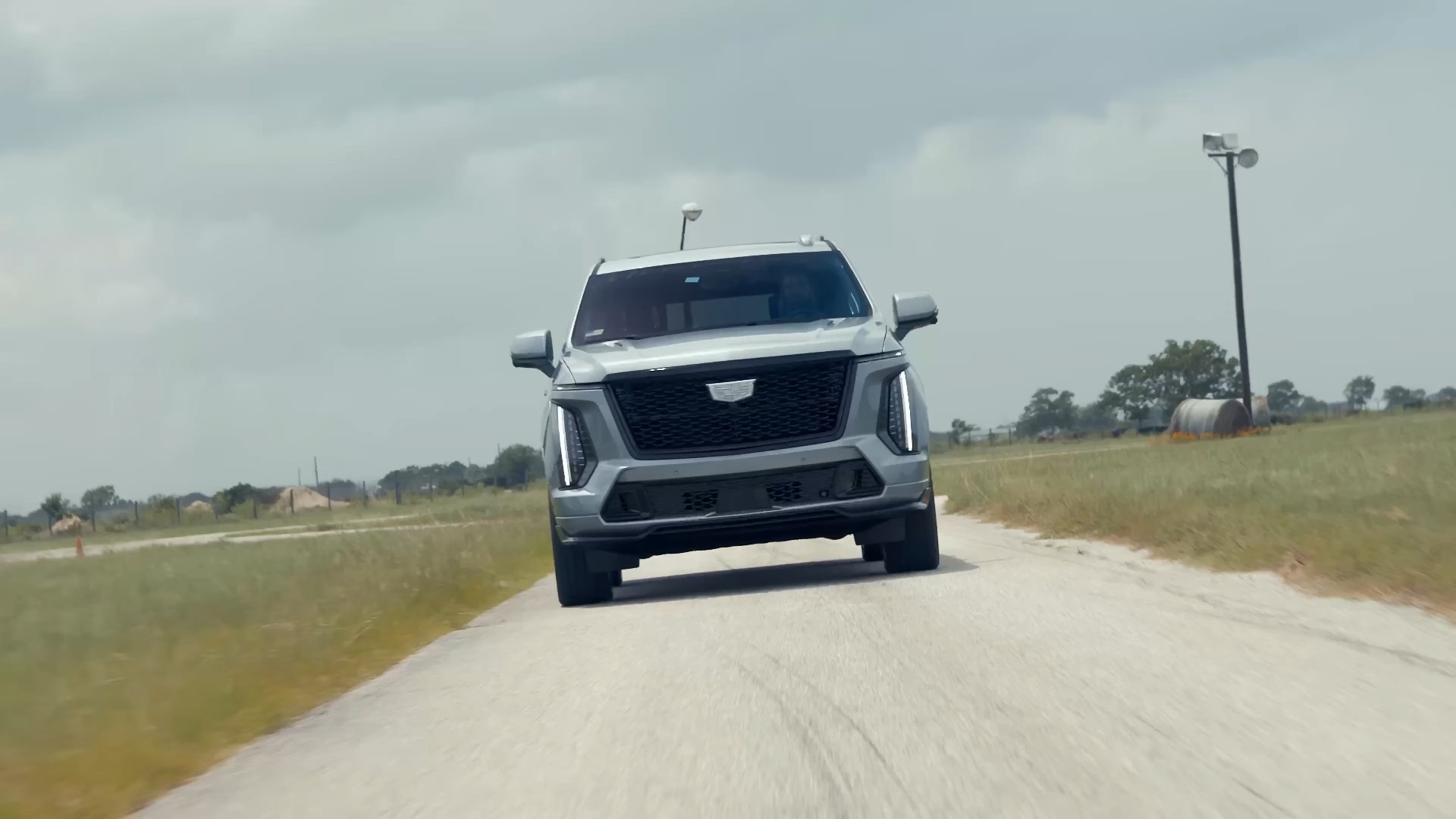 1000Horsepower2025凯迪拉克凯雷德V-NOMAD流浪者-BV1QiKVzoEUG-pjhv4i7J9ylOQ4vb