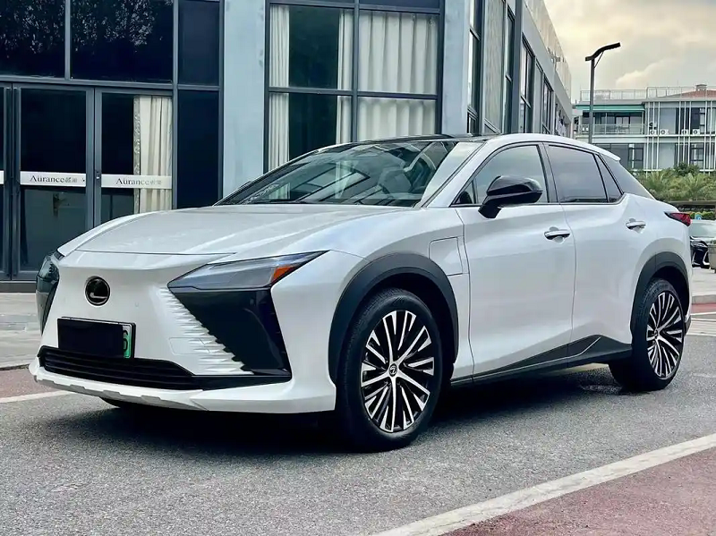 2023款进口RZ