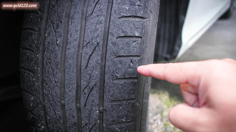 更换轮胎至32分之4英寸