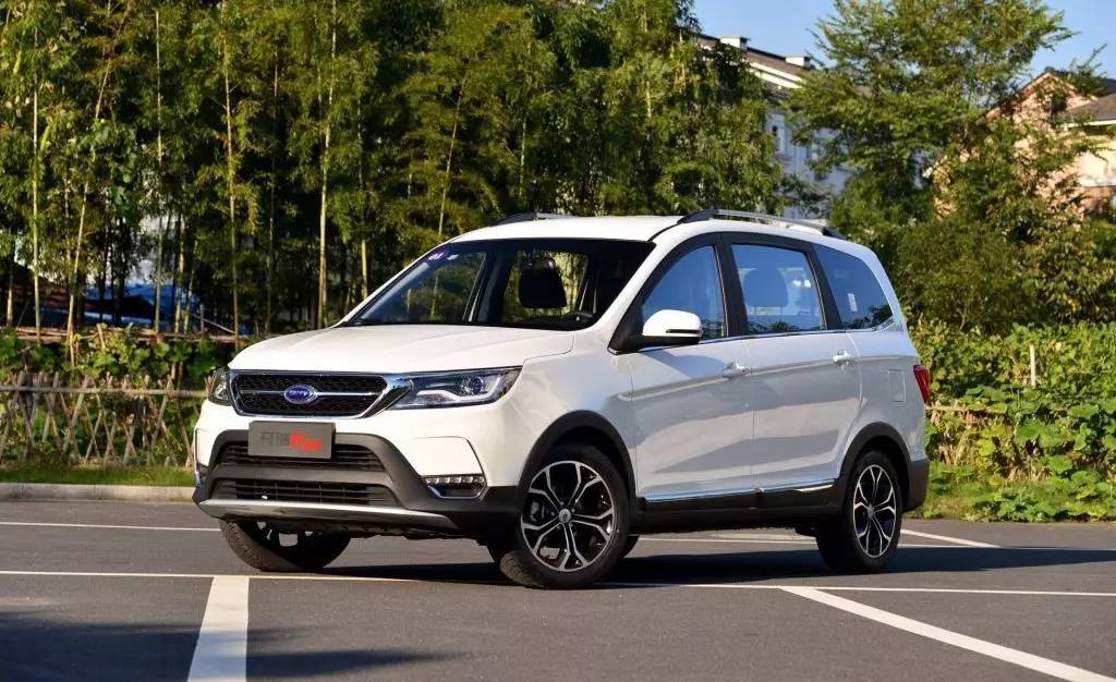 这些“SUV”全是大忽悠，明明就是辆抬高的面包车