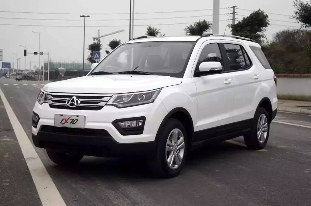 这些“SUV”全是大忽悠，明明就是辆抬高的面包车
