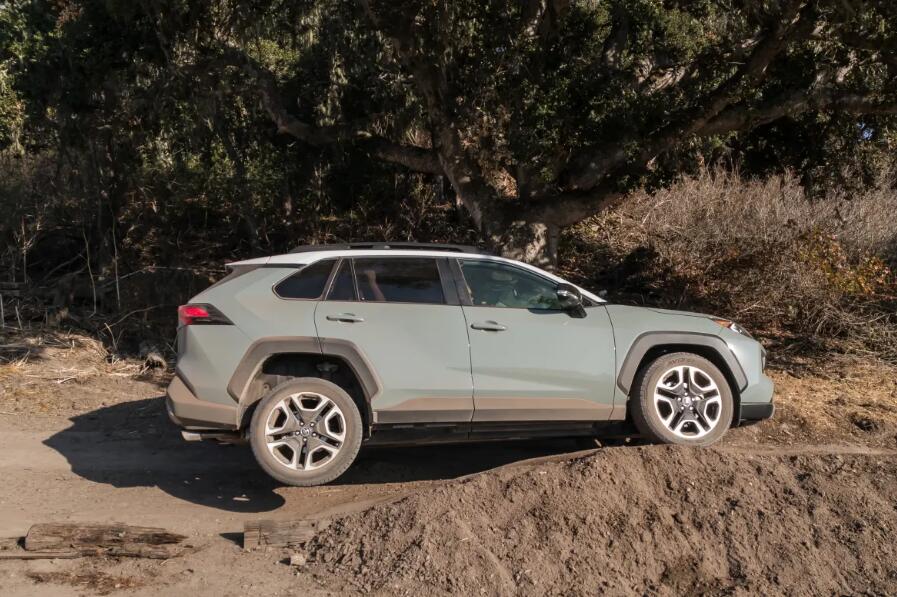 2019款丰田RAV4评测：交付更多，成本更高