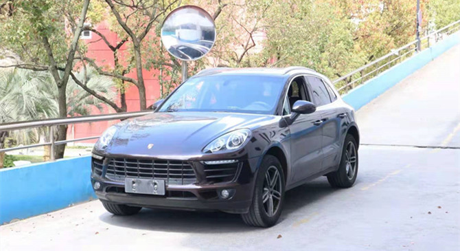 2016款 保时捷Macan 2.0T（已售）