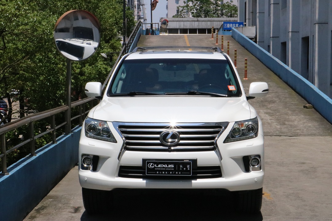 2013款雷克萨斯LX 570（已售）