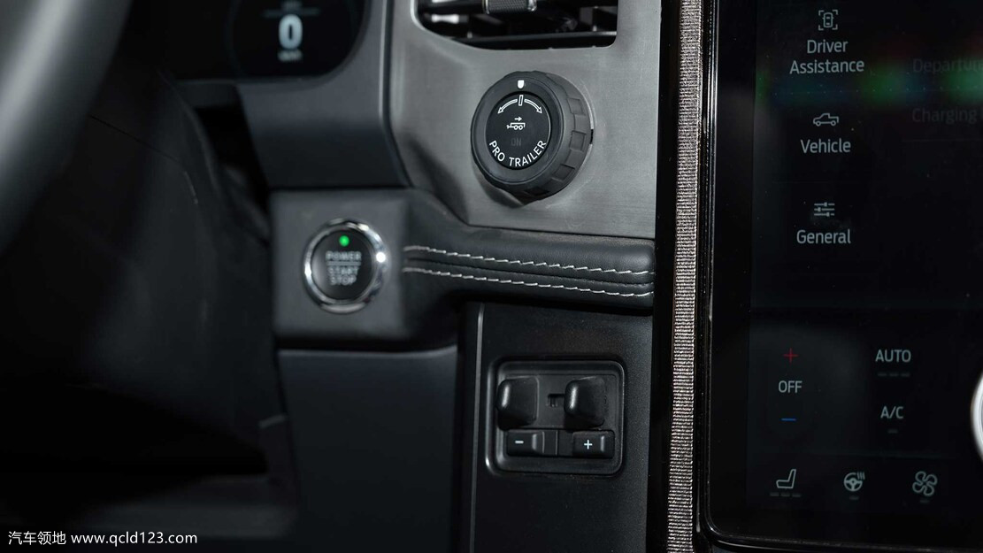 2022-Ford-F-150-Lightning-start-button_副本.jpg