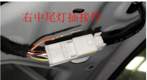 比亚迪唐DM电动尾门无法完全开启检修