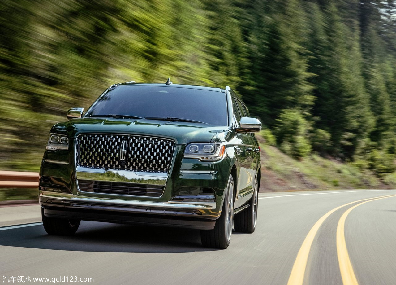 Lincoln-Navigator-2022-1280-09_副本.jpg