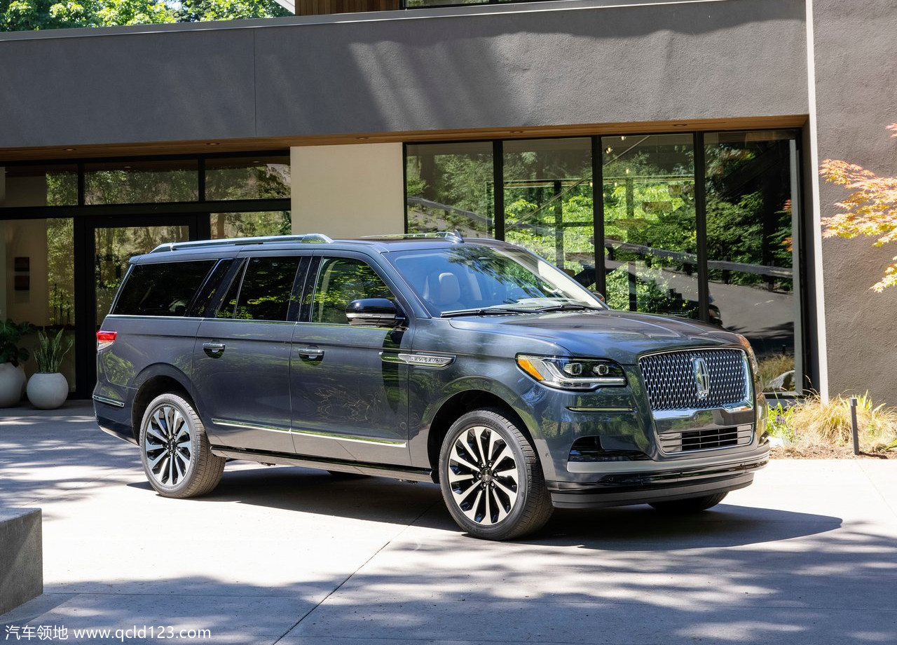 Lincoln-Navigator-2022-1280-05_副本.jpg